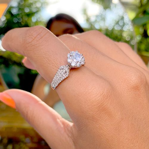Anel zirconia branca solitario cravejado aro20
