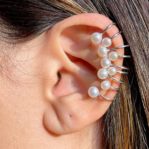 Brinco perola ear hook 9 perolas
