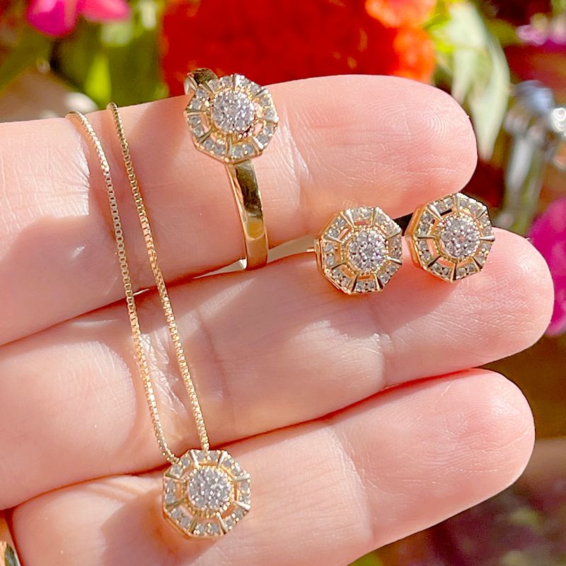 Brinco-Redondo-Zirconia-Branca-Banho-de-Ouro-18K