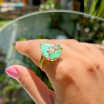 Anel-Gota-Coroa-de-Fusion-Esmeralda-Colombiana-Banho-de-Ouro-18K-