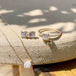 Brinco-Ponto-de-Luz-Zirconia-branca-Banho-de-Ouro-18K