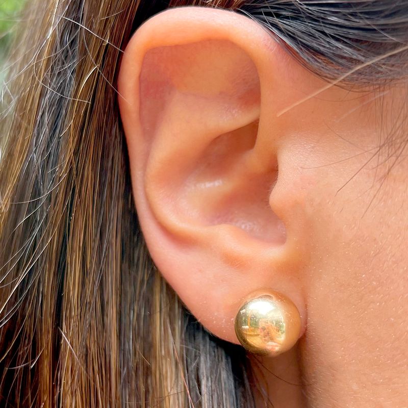 Brinco-Bola-Liso-12mm-Banho-de-Ouro-18K