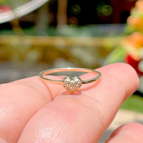 Anel zirconia branca coração cravejado p (promoção 50%) aro22