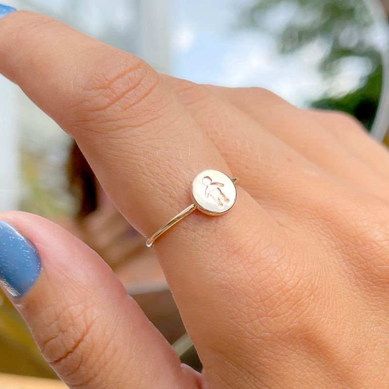Anel-Liso-Medalha-Menino-Banho-de-Ouro-18K