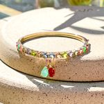 BRACELETE-FUSION-ESMERALDA-COLOMBIANA-FUSION-RUBI-CRISTAL-PERIDOTO-CRAVEJADO-COM-PINGENTES-PENDURADOS