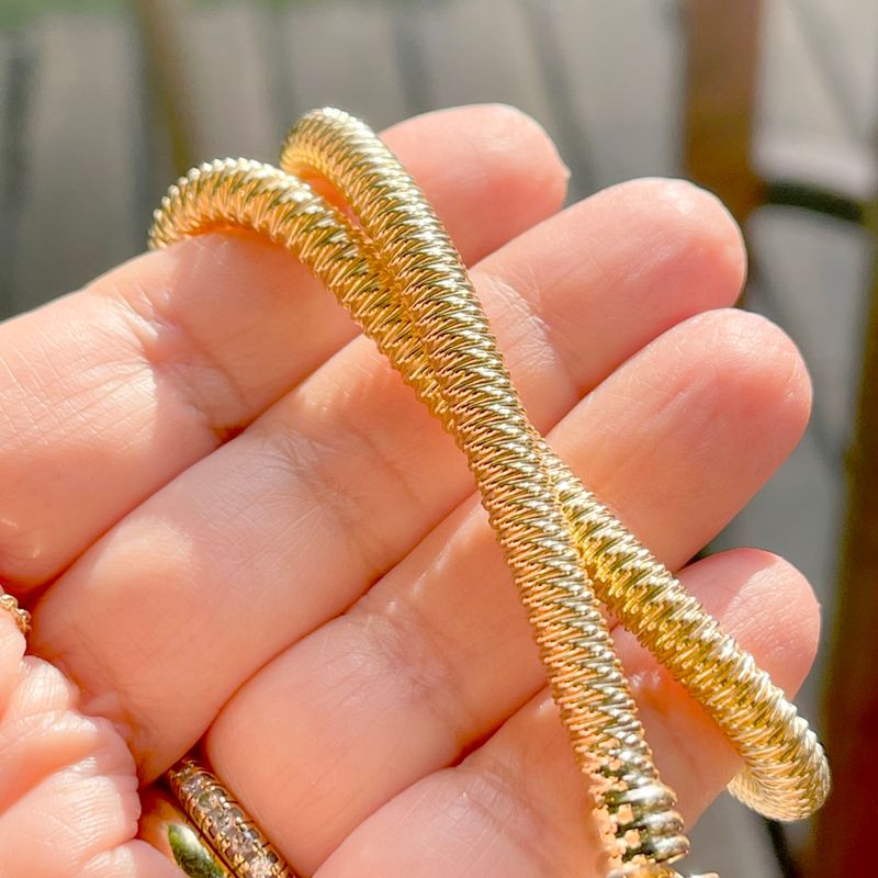 Pulseira-Mola-Lisa-Banho-de-Ouro-18K