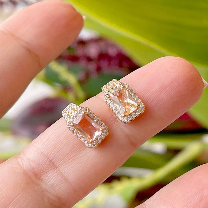 Brinco-Cristal-Podange-Retangular-Cravejado-Banho-de-Ouro-18K-