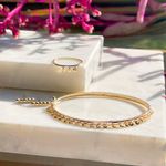 Bracelete-Liso-Inteiro-Chapinhas-Banho-de-Ouro-18K
