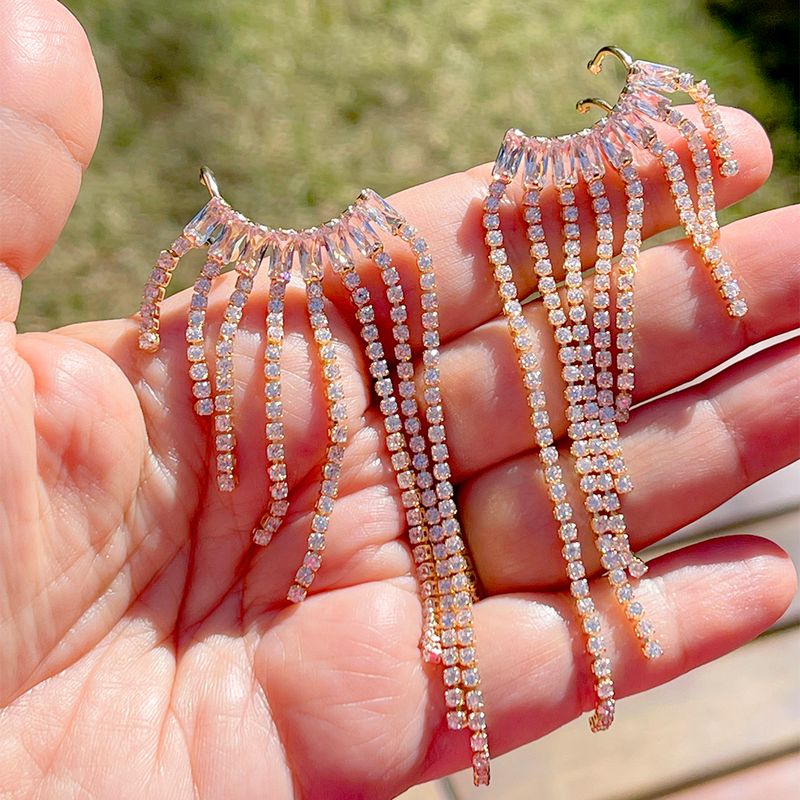 Brinco-Zirconia-Branca-Ear-Cuff-Franja-Festa-Semijoia-Brinco-Zirconia-Branca-Ear-Cuff-Franja-Festa-Semijoia-