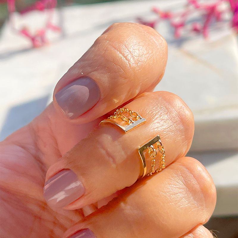 Anel-Liso-Corrente-Banho-de-Ouro-18K