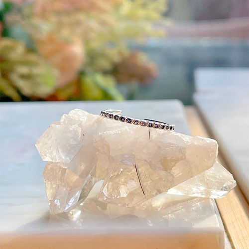 Anel Cristal Safira Aliança Inteira Pedras Prata 925 aro14
