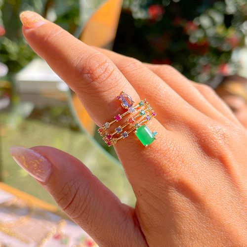 Anel Cravejado Gota Retângulo Cristal Esmeralda Banho de Ouro 18K aro17 (promoção 50%)