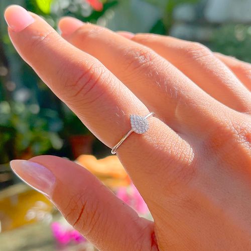 Anel Cravejado Gota Zircônia Branca Prata 925 aro16