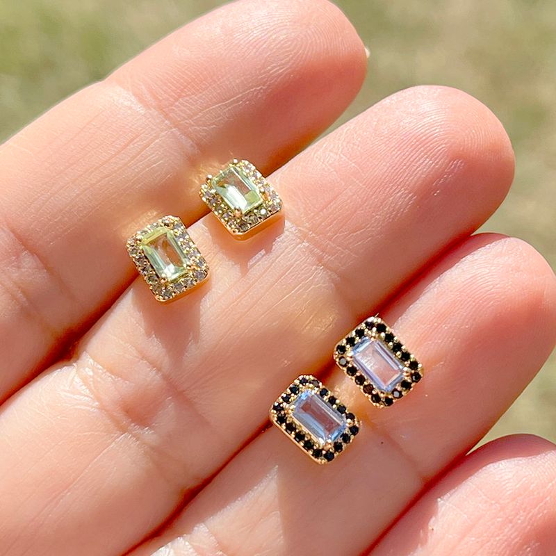 Brinco-Retangulo-Pequeno-Cristal-Ametista-Verde-Zirconia-Branca-Banho-de-Ouro-18K