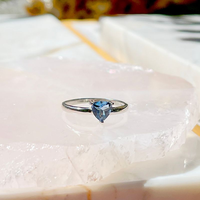Anel-Cristal-London-Blue-Triangular-Prata-925