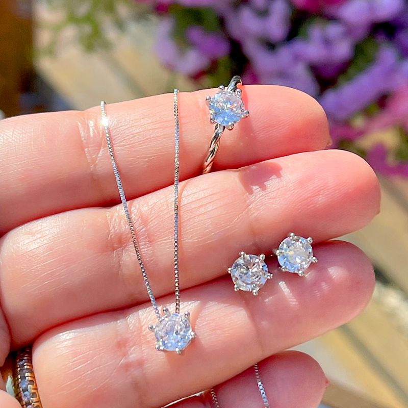 Anel-Ponto-de-Luz-Cravacao-com-Garras-6mm-Zirconia-Branca-Prata-925