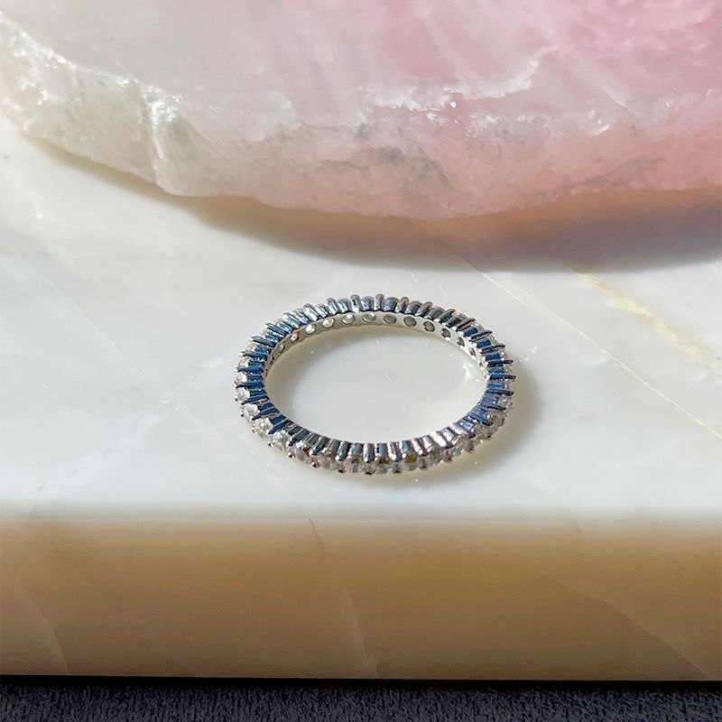 Anel-Zirconia-Branca-cravacao-com-Granitos-Prata-925-