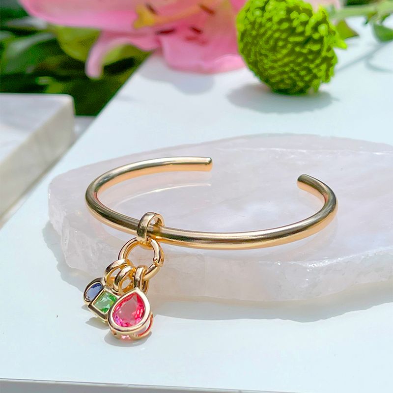 Bracelete-Cristal-Turmalina-Rosa-Pingentes-Formas-Com-Cravacao-Maia-Inglesa-Semijoia-