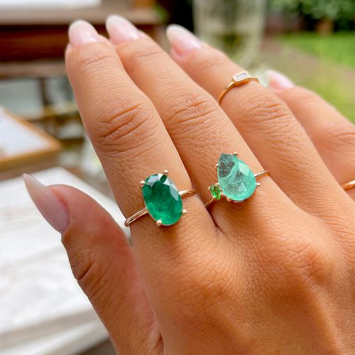 Kit de anéis oval gota fusion esmeralda 2 unidades banho de ouro 18k