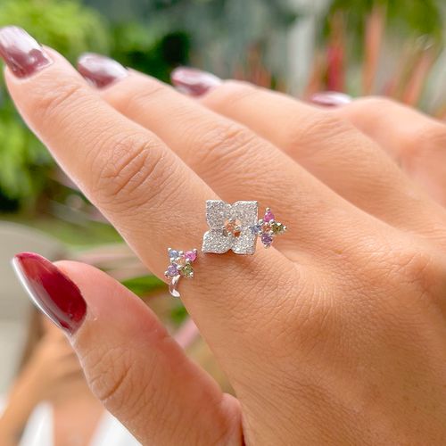 Anel flor cristal ametista cravação em garras prata 925