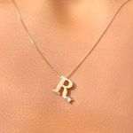 Colar-letra-r-zirconia-branca-banho-de-ouro-18k