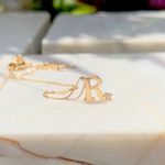 Colar-letra-r-zirconia-branca-banho-de-ouro-18k