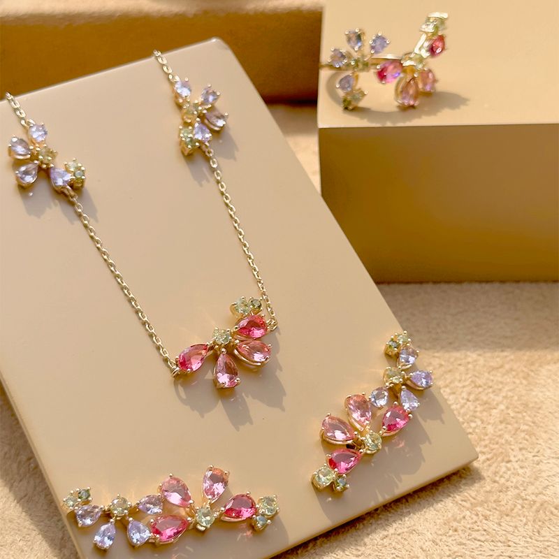 Colar-flores-em-gotas-cristal-de-turmalina-rosa-55cm-banho-de-ouro-18k