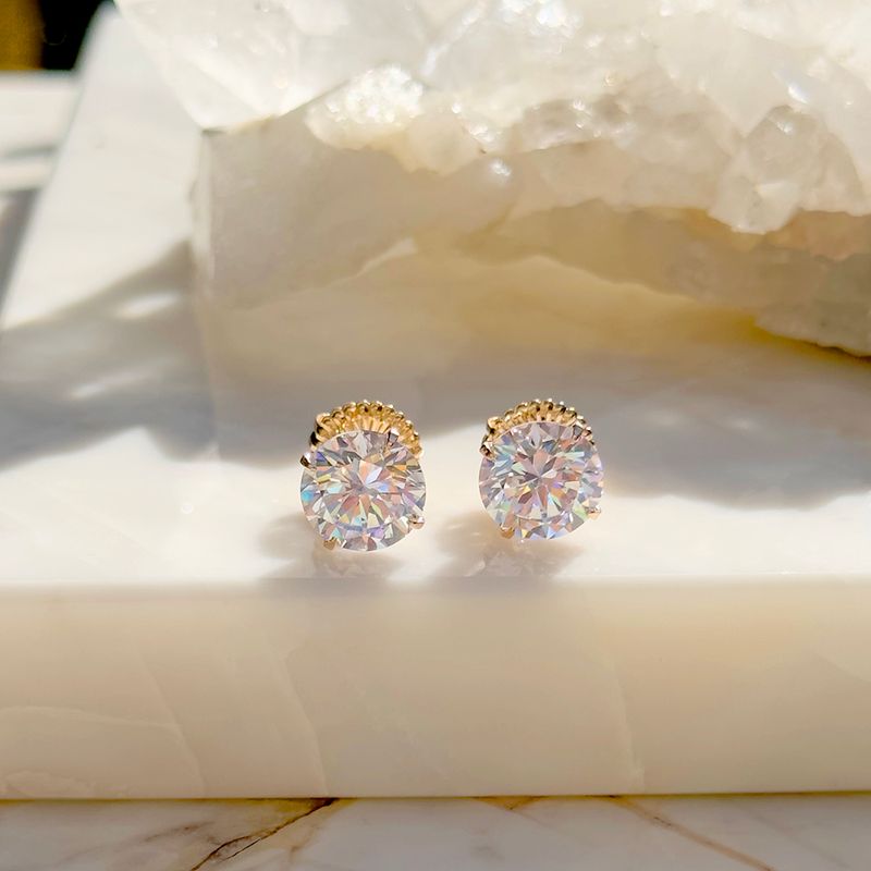 Brinco-design-diamante-zirconia-branca-10mm---banho-de-ouro-18k-