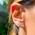 Brinco-quadrado-zirconia-branca-banho-de-ouro-18k