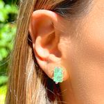 Brinco-retangulo-fusion-esmeralda-colombiana-banho-de-ouro-18k