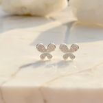 Brinco-borboleta-zirconia-branca-banho-de-prata-nano-silver-