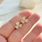 Brinco-trevo-zirconia-branca-banho-de-ouro-18k-nano-gold