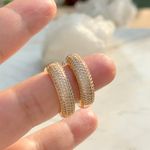Brinco-argola-cheia-linhas-de-zirconias-brancas-banho-de-ouro-18k-nano-gold-