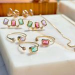 Anel-aro-aberto-retangulo-cristal-ametista-banho-de-ouro-18k-nano-gold