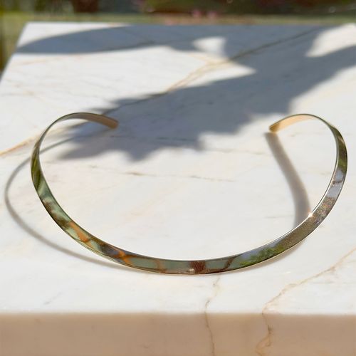 Gargantilha aro liso banho de ouro 18k