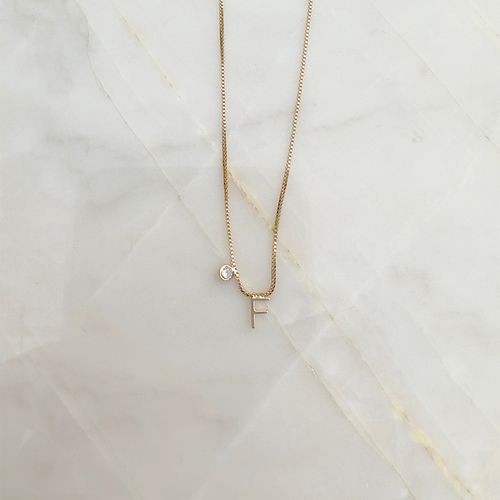 Colar letra f zircônia branca 45cm banho de ouro 18k
