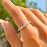 Anel-Zirconia-Branca-Bolinhas-Trilho-Prata-925
