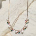 Colar-perola-de-agua-doce-cristal-esmeralda-47cm-banho-de-ouro-18k