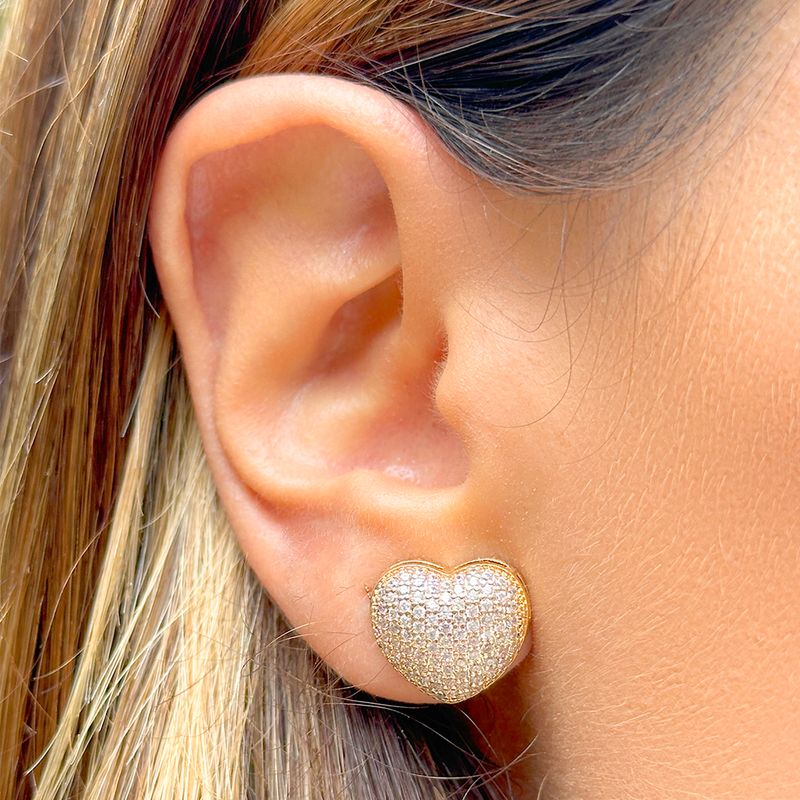 Brinco-coracao-cheio-cravacao-pave-zirconia-branca-banho-de-ouro-18k-nano-gold
