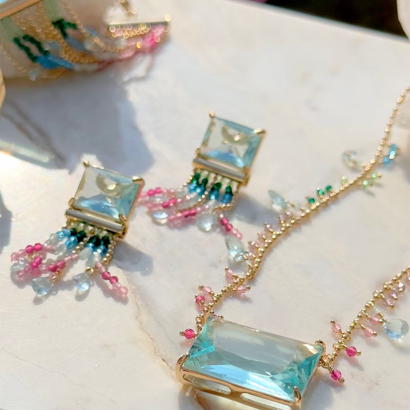 Colar-handmade-retangulo-de-cristal-topazio-azul-48cm-banho-de-ouro-18k