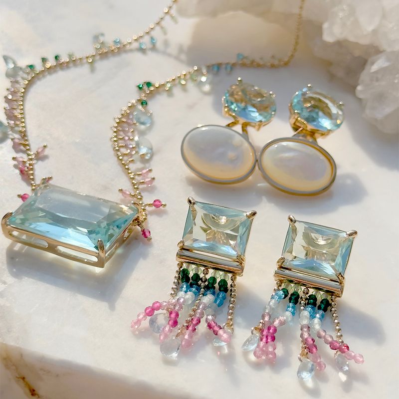 Colar-handmade-retangulo-de-cristal-topazio-azul-48cm-banho-de-ouro-18k