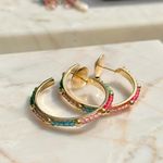 Brinco-argola-media-cristal-topazio-azul-banho-de-ouro-18k