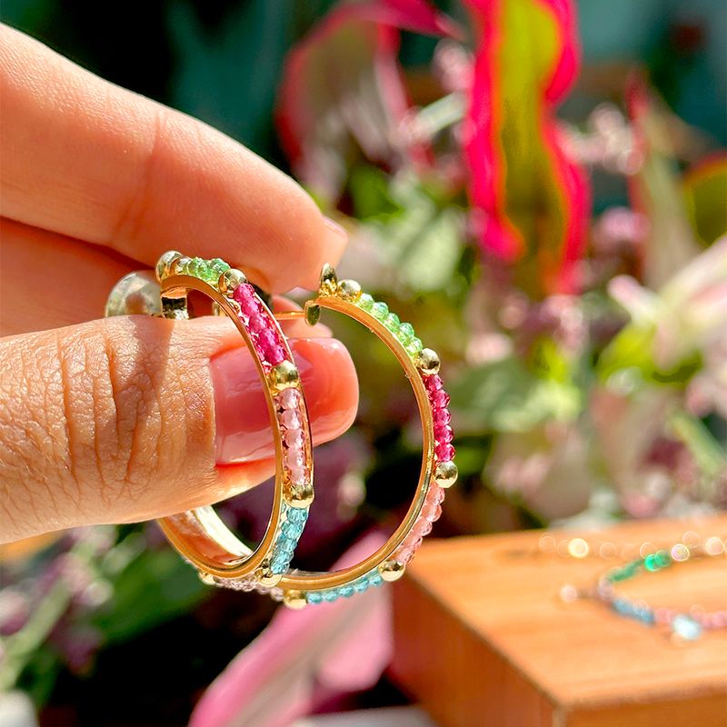 Brinco-argola-media-cristal-topazio-azul-banho-de-ouro-18k