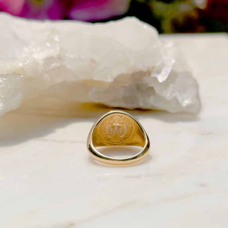 Anel-Liso-Dedo-Minimo--Mindinho--Medalha-de-Sao-Bento-Banho-de-Ouro-18K-Nano-Gold