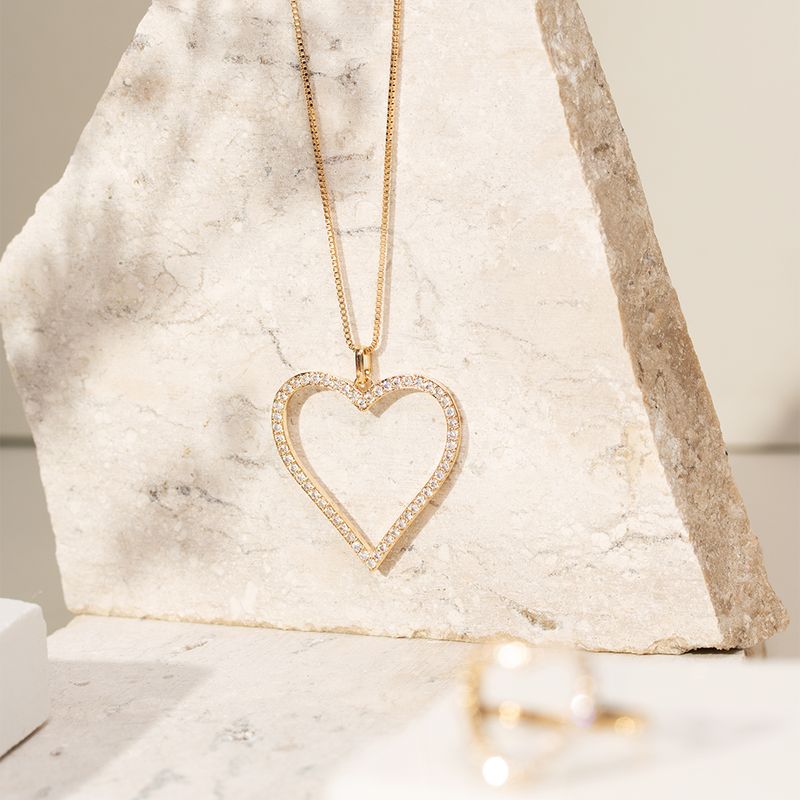 Colar-coracao-vazado-zirconia-branca-46cm-banho-de-ouro-18k