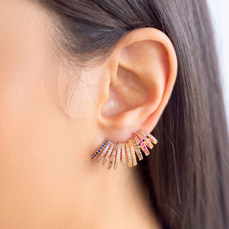 Brinco-onda-grande-zirconia-colorida-cravejada-banho-de-ouro-18k