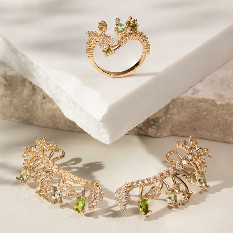 Brinco-ear-cuff-jardim-cristal-peridoto-banho-de-ouro-18k