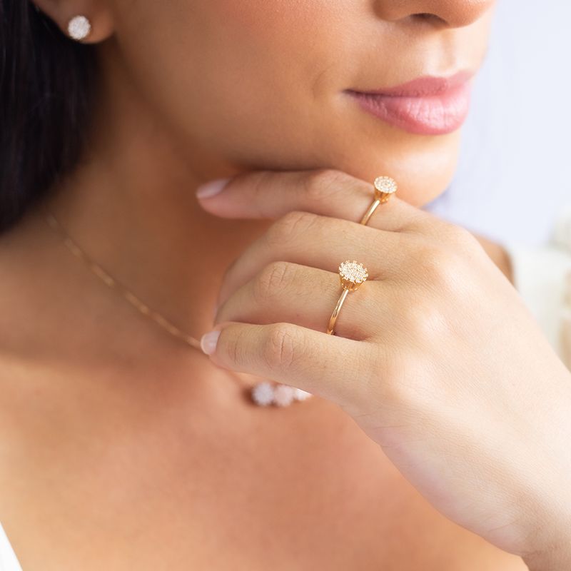 Anel-redondo-pequeno-zirconia-branca-banho-de-ouro-18k