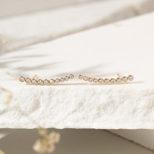 Brinco ear cuff bolinhas zircônia branca banho de ouro 18k