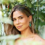 Brinco-gota-grande-formas-fusion-esmeralda-banho-de-ouro-18k-